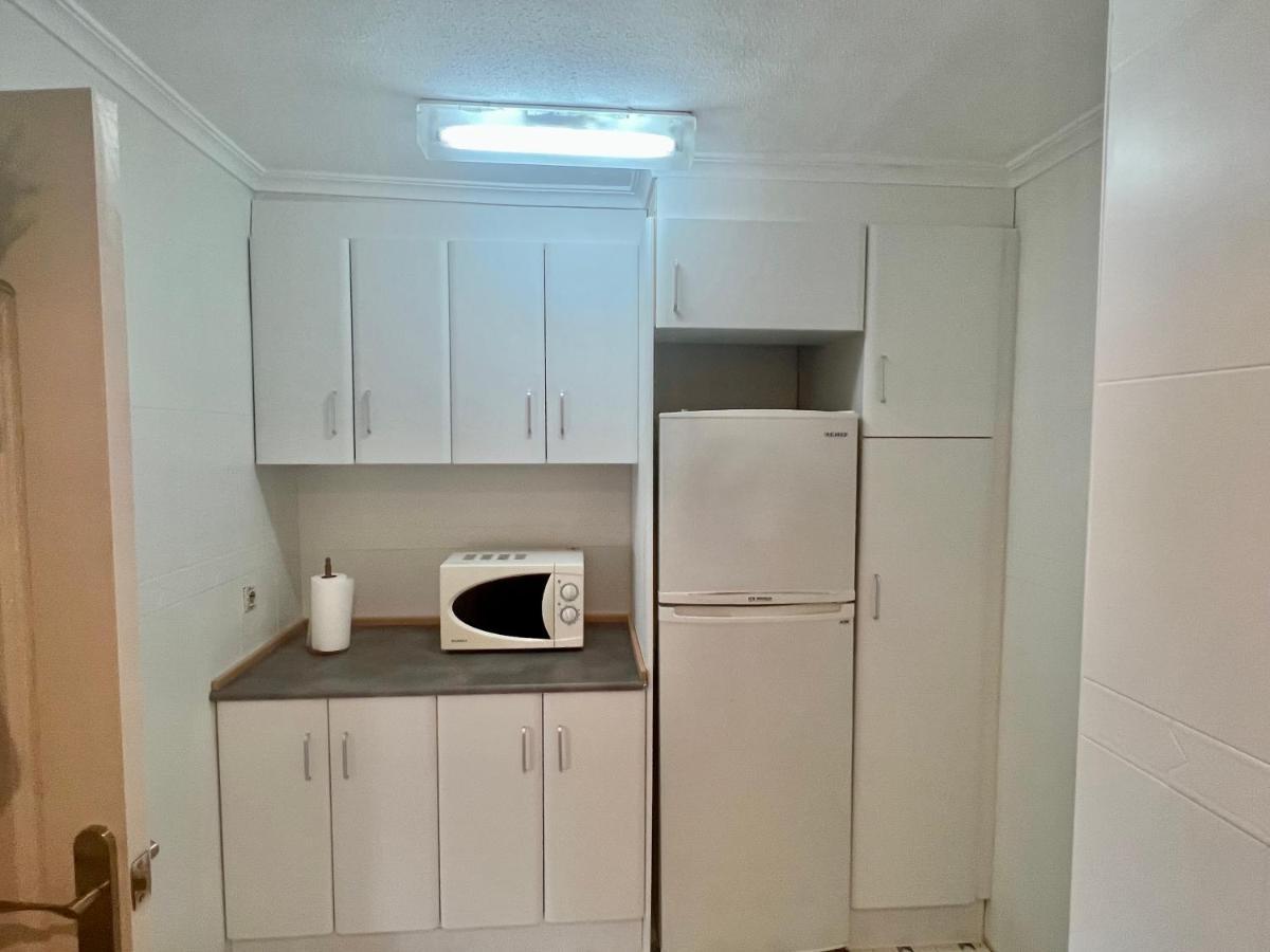 Apartamento Miralmar Apartment อาลิกันเต ภายนอก รูปภาพ